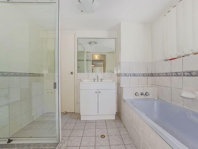 28 Sykes Street, SOUTHPORT QLD 4215, Southport - Thumbnail 6