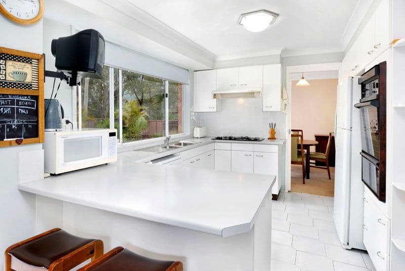 10 Satinwood Close, ALFORDS POINT NSW 2234, Alfords Point - Thumbnail 3