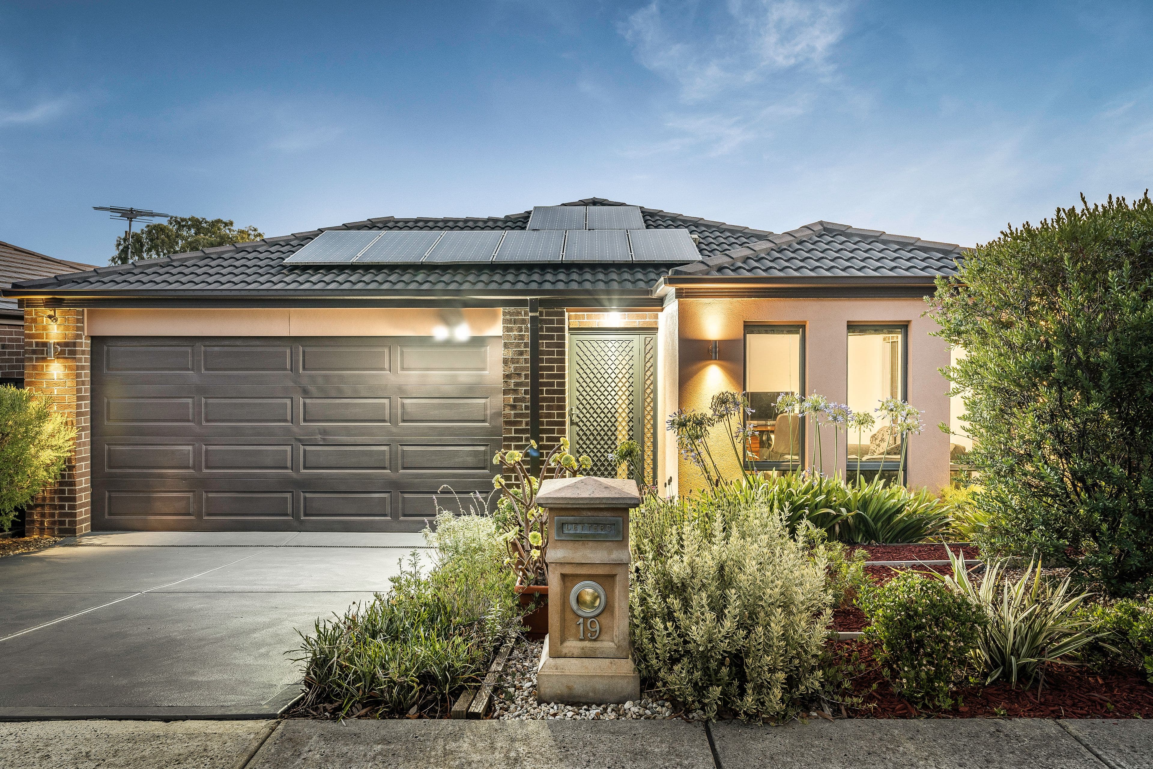 19 Sienna Way, Pakenham VIC 3810, Pakenham - Image 1