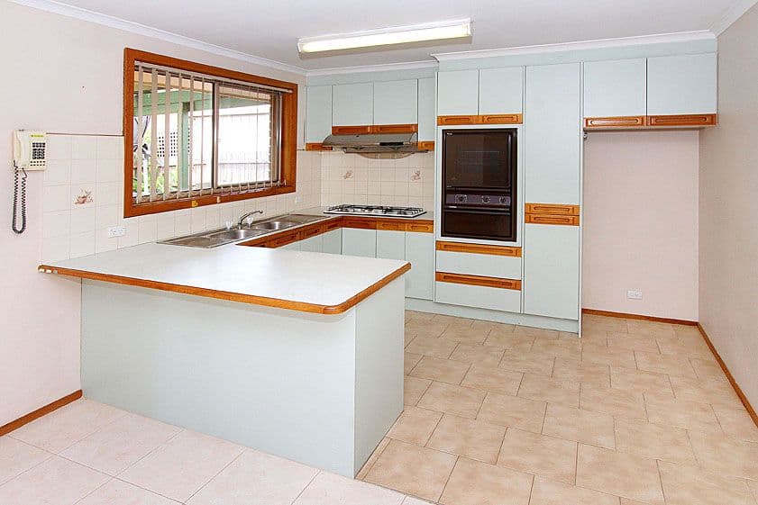 6 Dorman Court, MILL PARK VIC 3082, Mill Park - Thumbnail 2