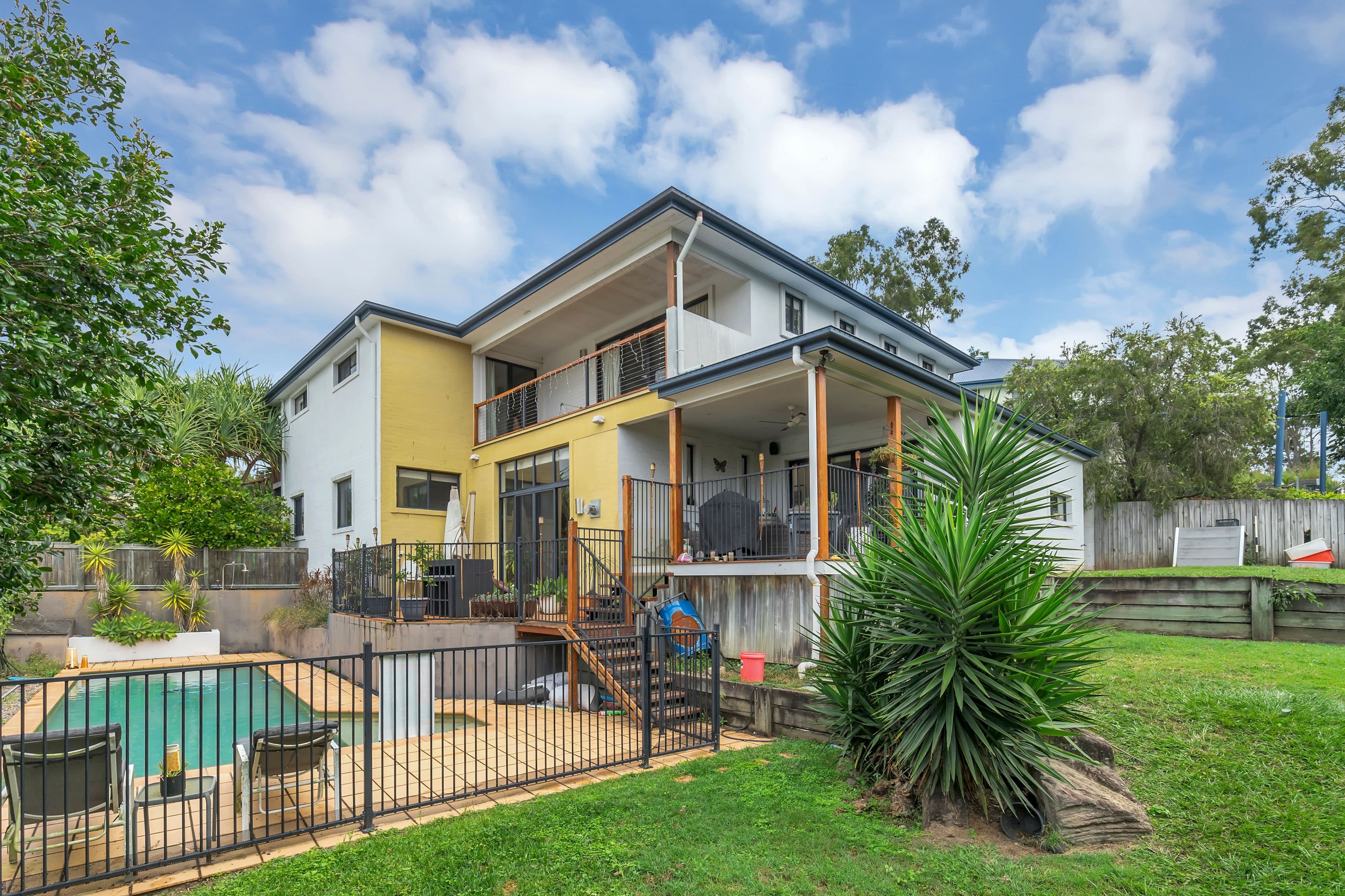 11 Scenic Road, Kenmore QLD 4069, Kenmore - Thumbnail 7