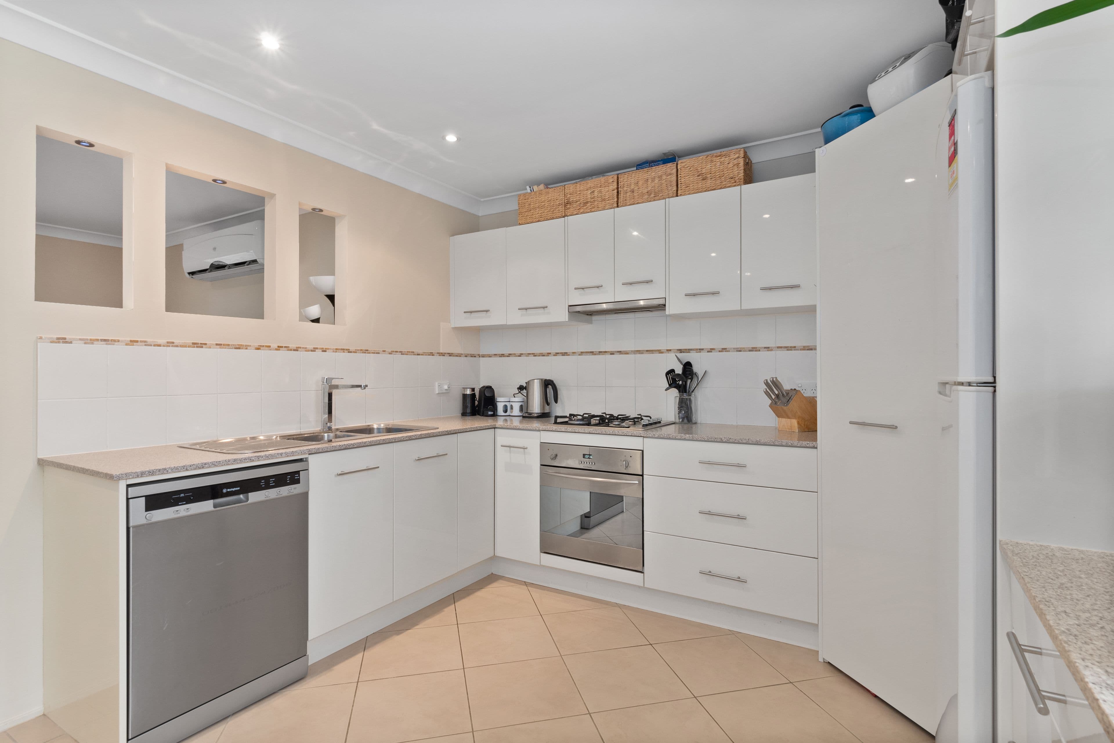 6 Barnfield Place, Dean Park NSW 2761, Dean Park - Thumbnail 3