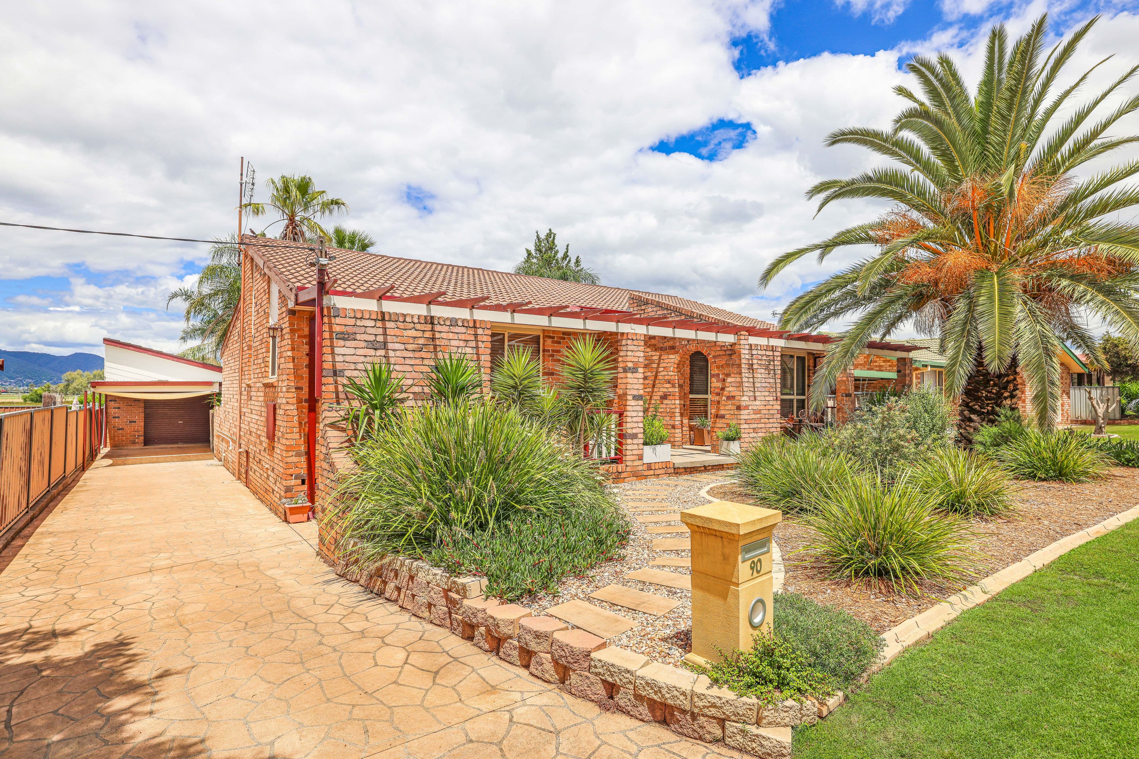 90 Evans Street, Westdale NSW 2340, Westdale - Image 1
