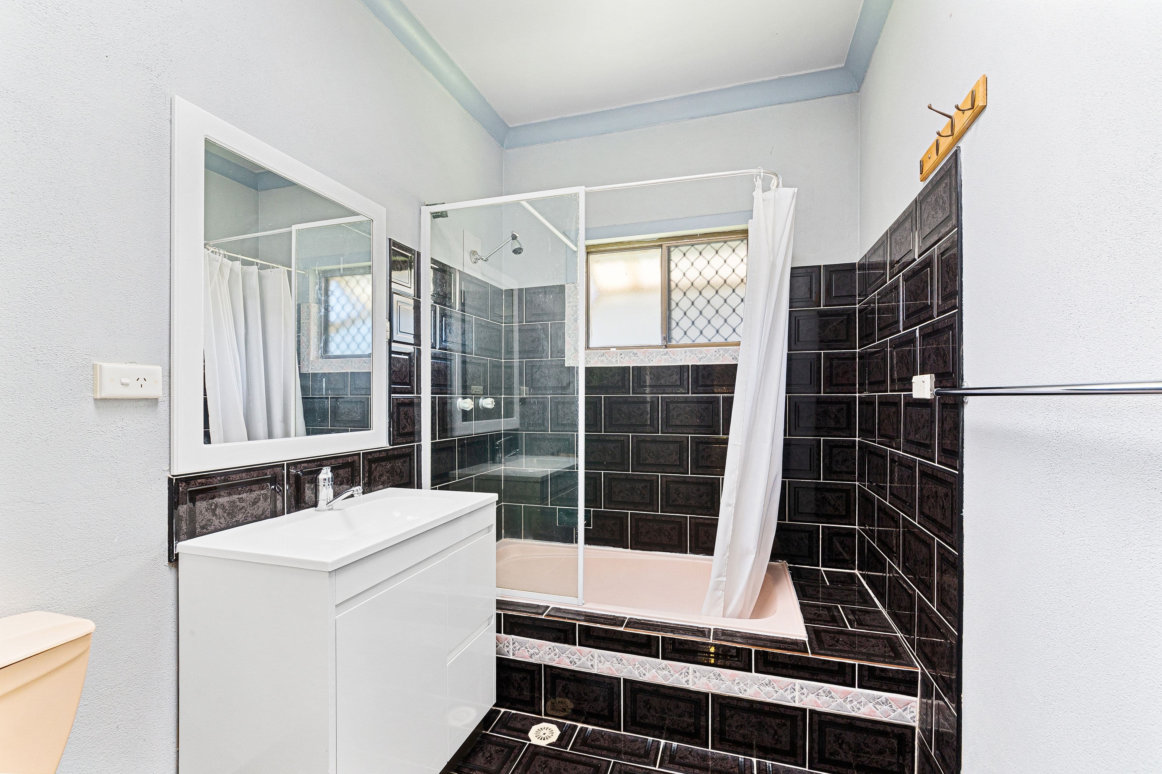94 Woolana Avenue, Halekulani NSW 2262, Halekulani - Thumbnail 5