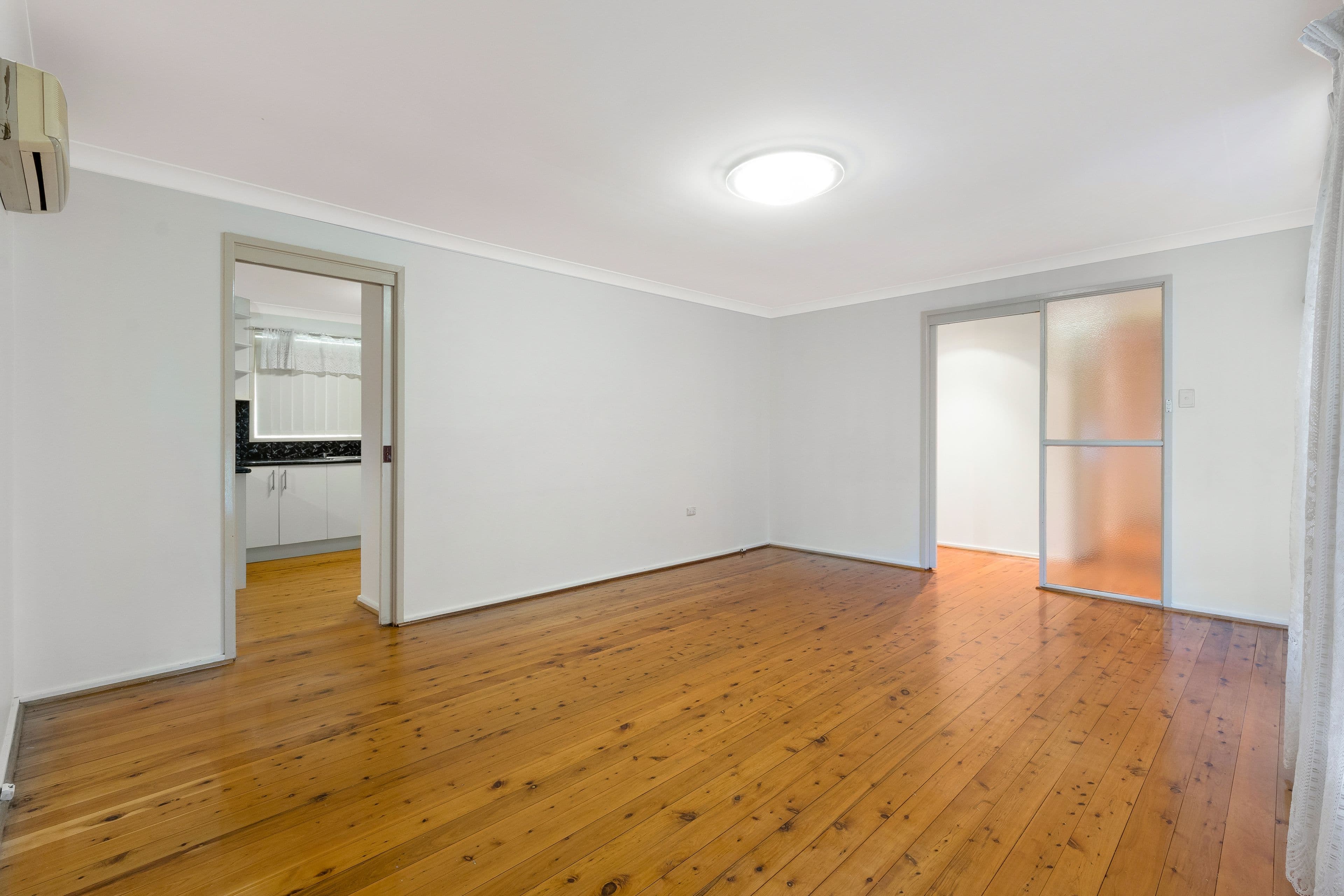 8 Rigo Place, Glenfield - Thumbnail 2