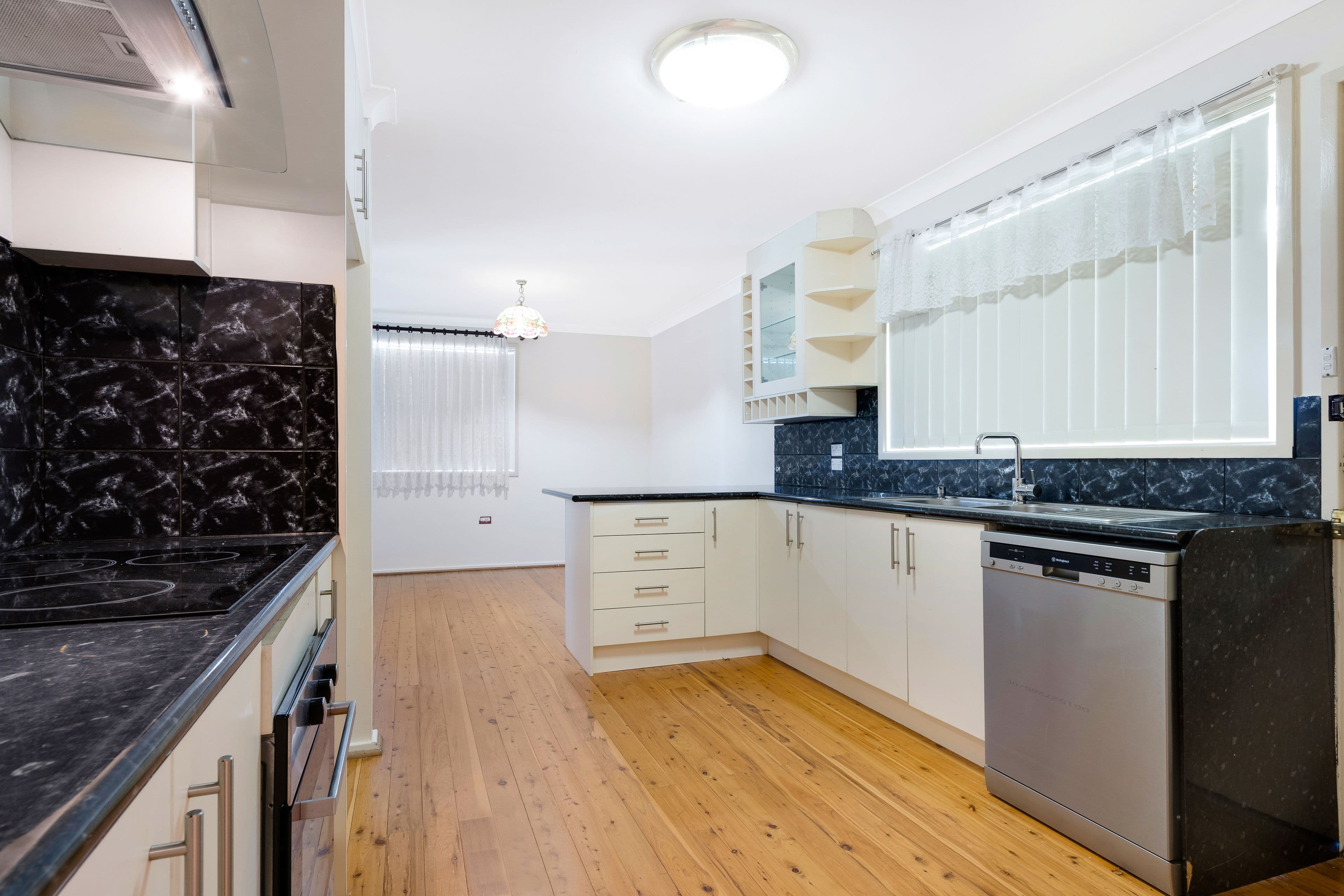 8 Rigo Place, Glenfield - Thumbnail 4