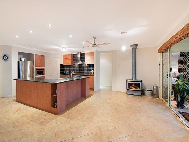 11 Yandina Place, DECEPTION BAY QLD 4508, Deception Bay - Thumbnail 6