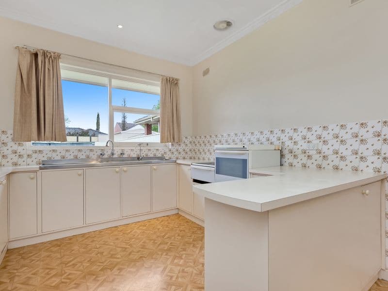 16 Raphael Avenue, DERNANCOURT SA 5075, Dernancourt - Thumbnail 6