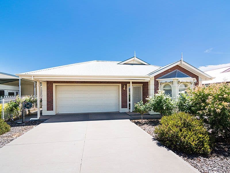 16 Strathoak Crescent, STRATHALBYN SA 5255, Strathalbyn - Image 1
