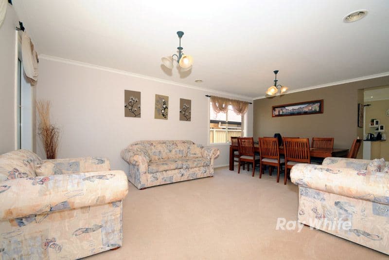 11 Tara Close, ROWVILLE VIC 3178, Rowville - Thumbnail 6