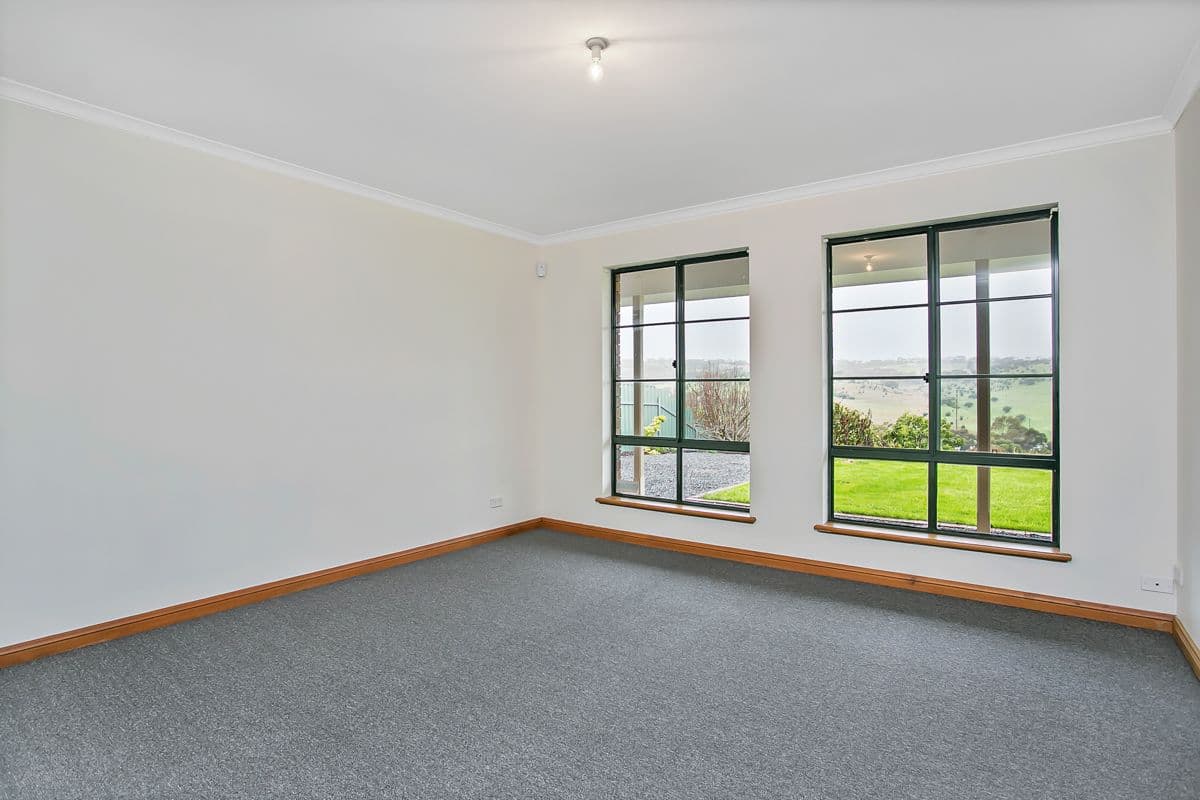 4 Featherstone Drive, Huntfield Heights SA 5163, Huntfield Heights - Thumbnail 7