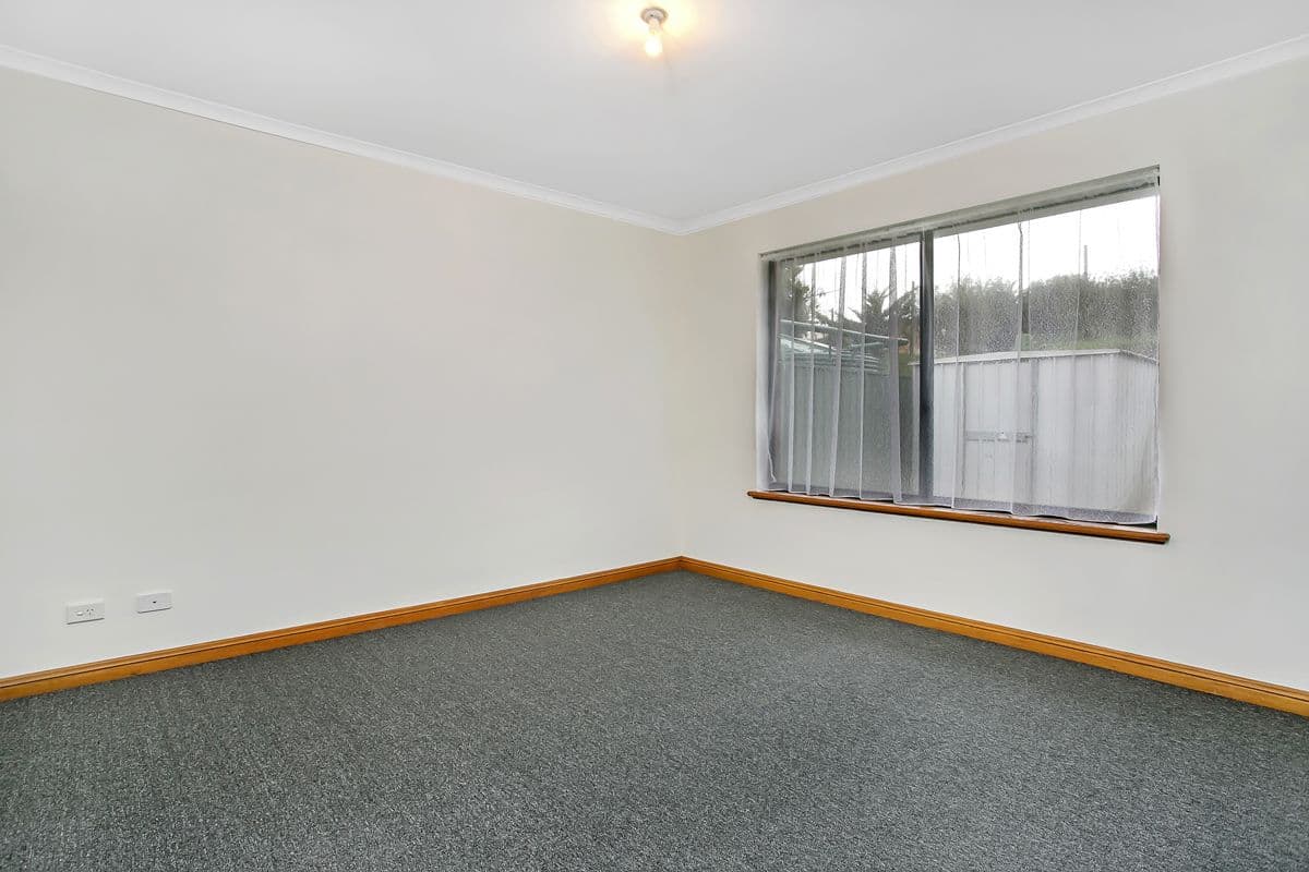 4 Featherstone Drive, Huntfield Heights SA 5163, Huntfield Heights - Thumbnail 8