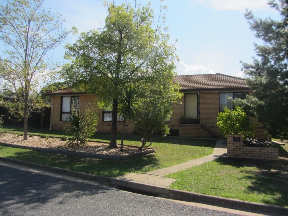 42 Kosciuszko Road, THURGOONA NSW 2640, Thurgoona - Image 1