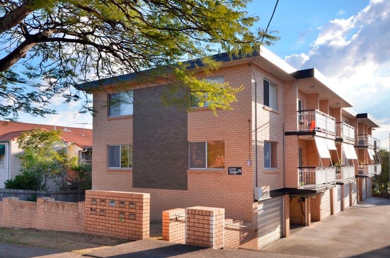 29 Rialto Street, COORPAROO QLD 4151, Coorparoo - Thumbnail 2