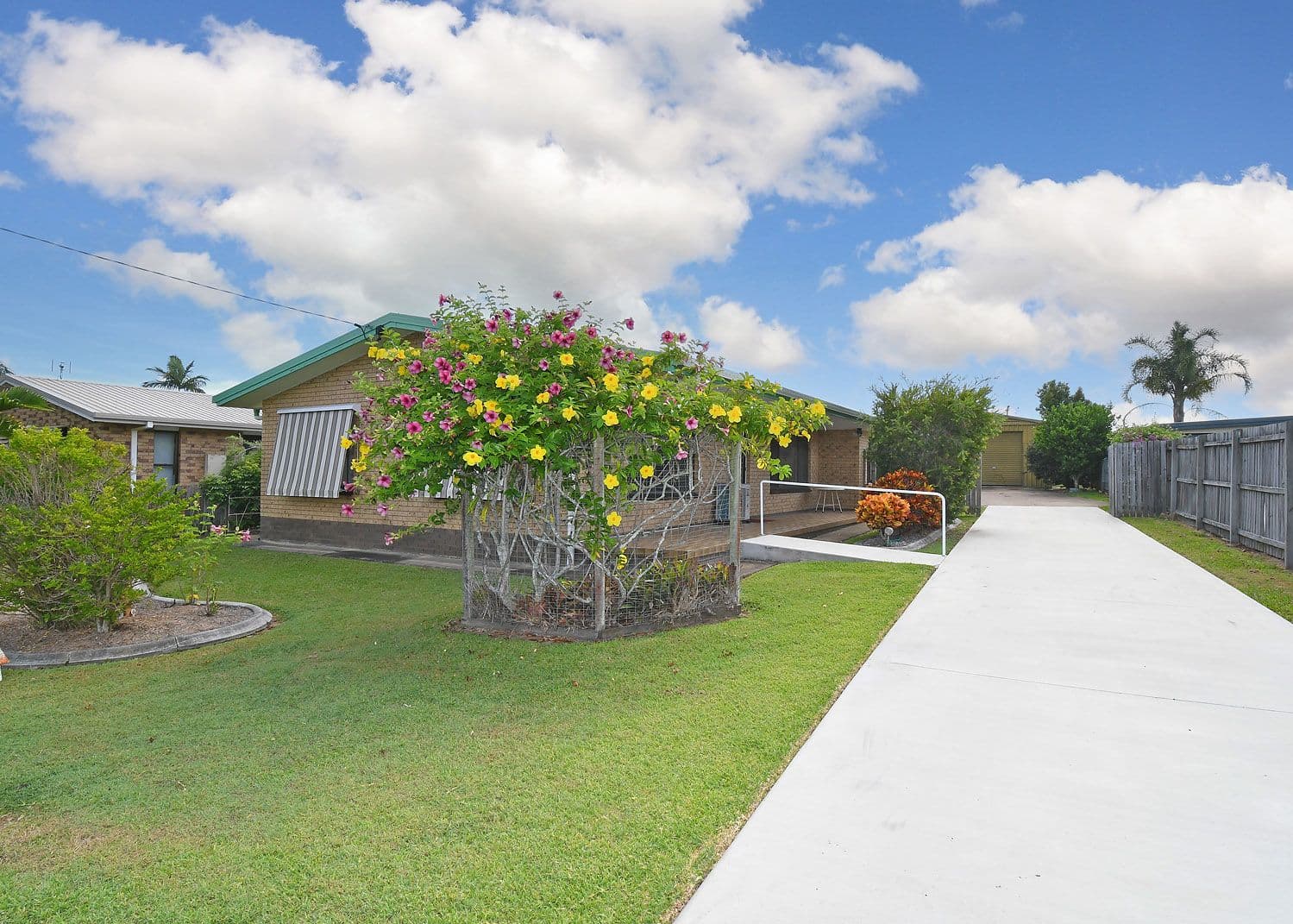 6 Haynes Street, Point Vernon QLD 4655, Point Vernon - Image 1