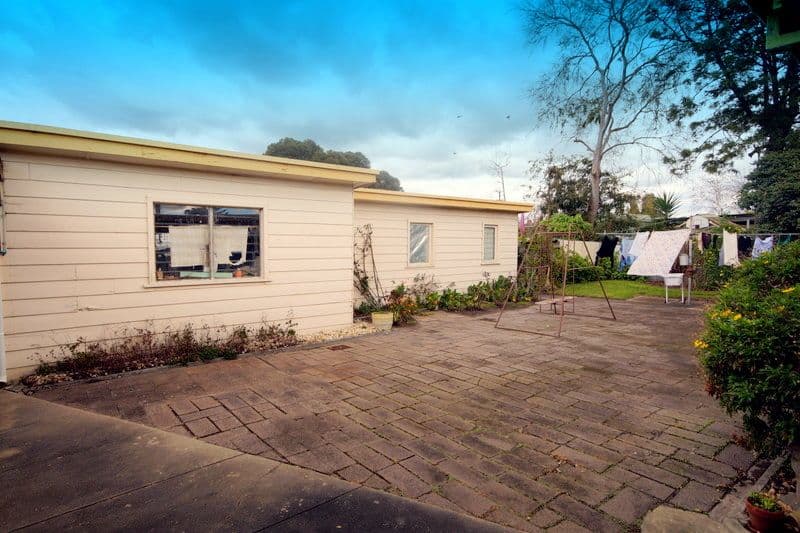 5 Henty Street, PAKENHAM VIC 3810, Pakenham - Thumbnail 2