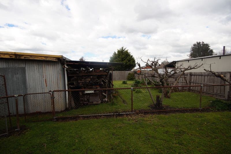 5 Henty Street, PAKENHAM VIC 3810, Pakenham - Thumbnail 4