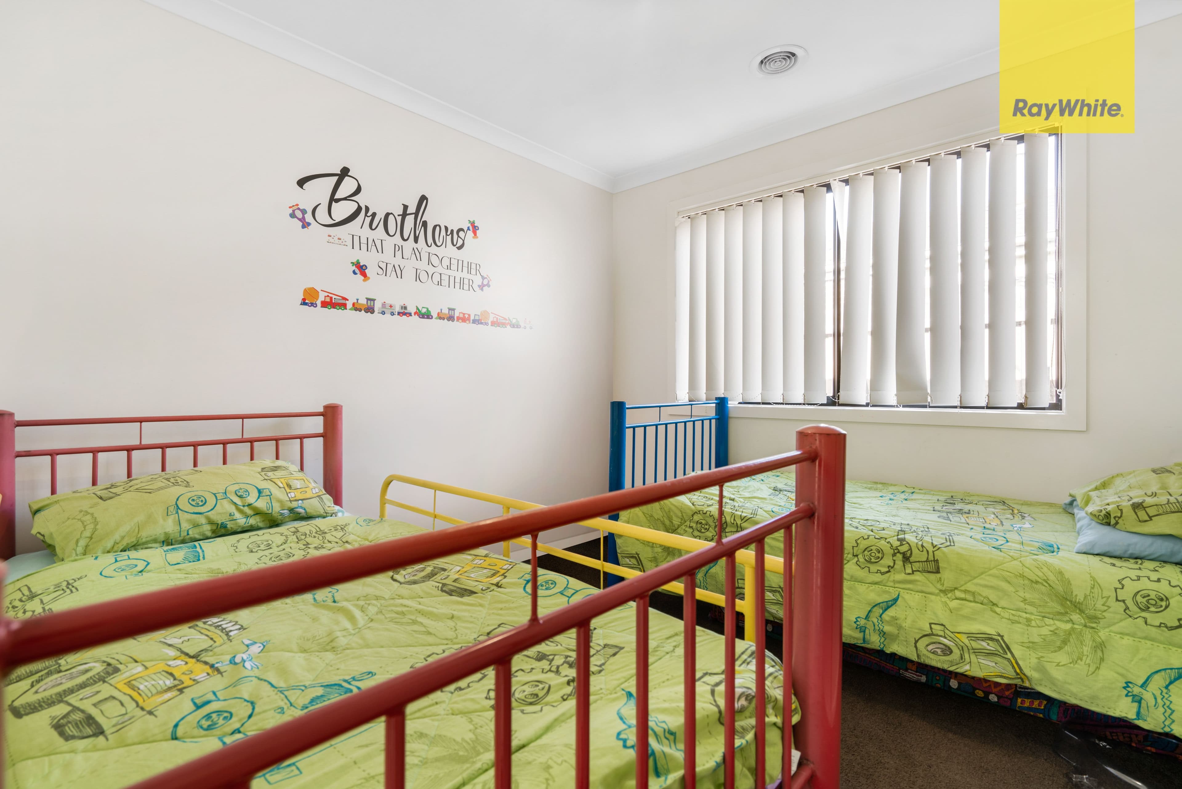 35 Mapleton Boulevard, Melton South VIC 3338, Melton South - Thumbnail 4