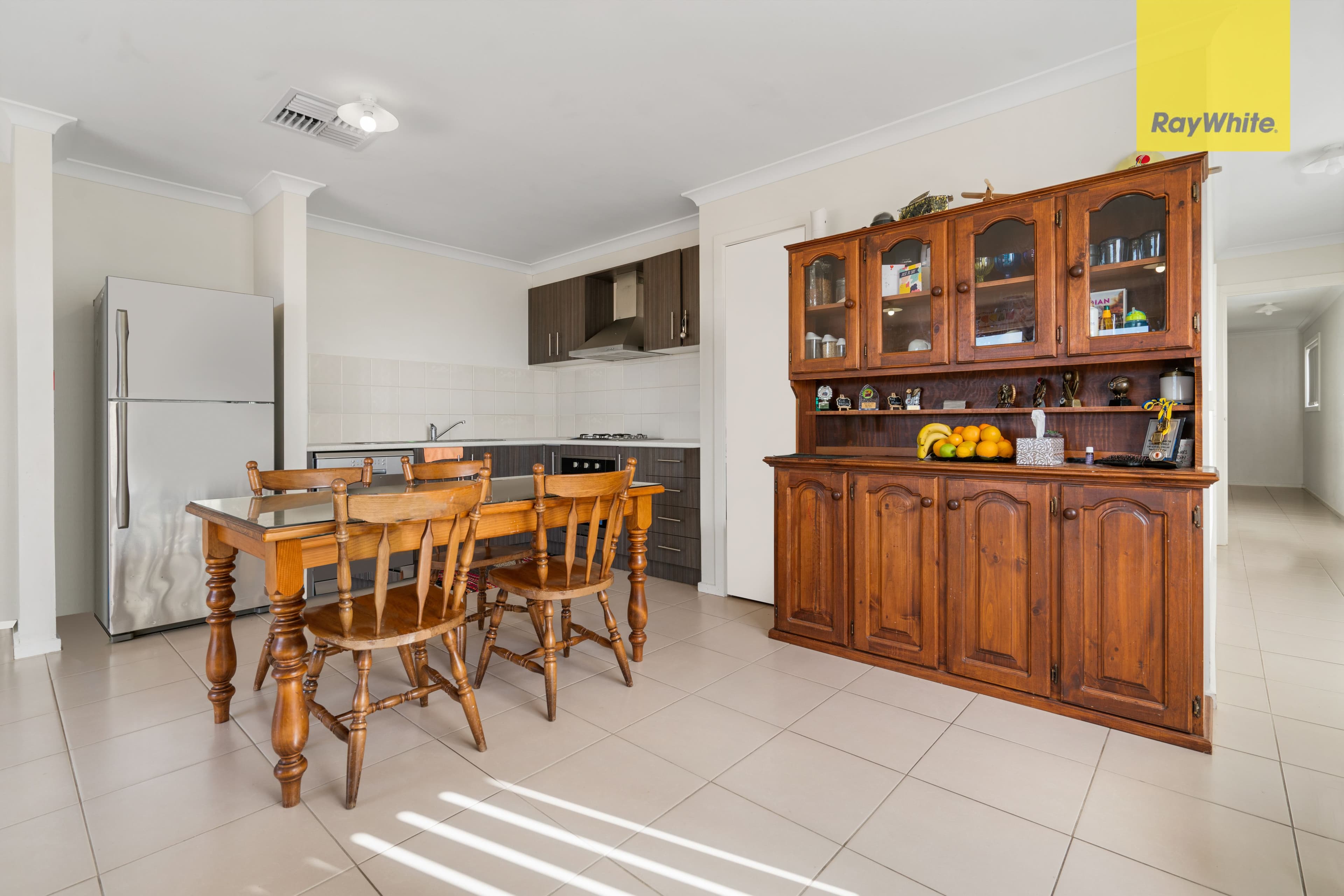 35 Mapleton Boulevard, Melton South VIC 3338, Melton South - Thumbnail 8