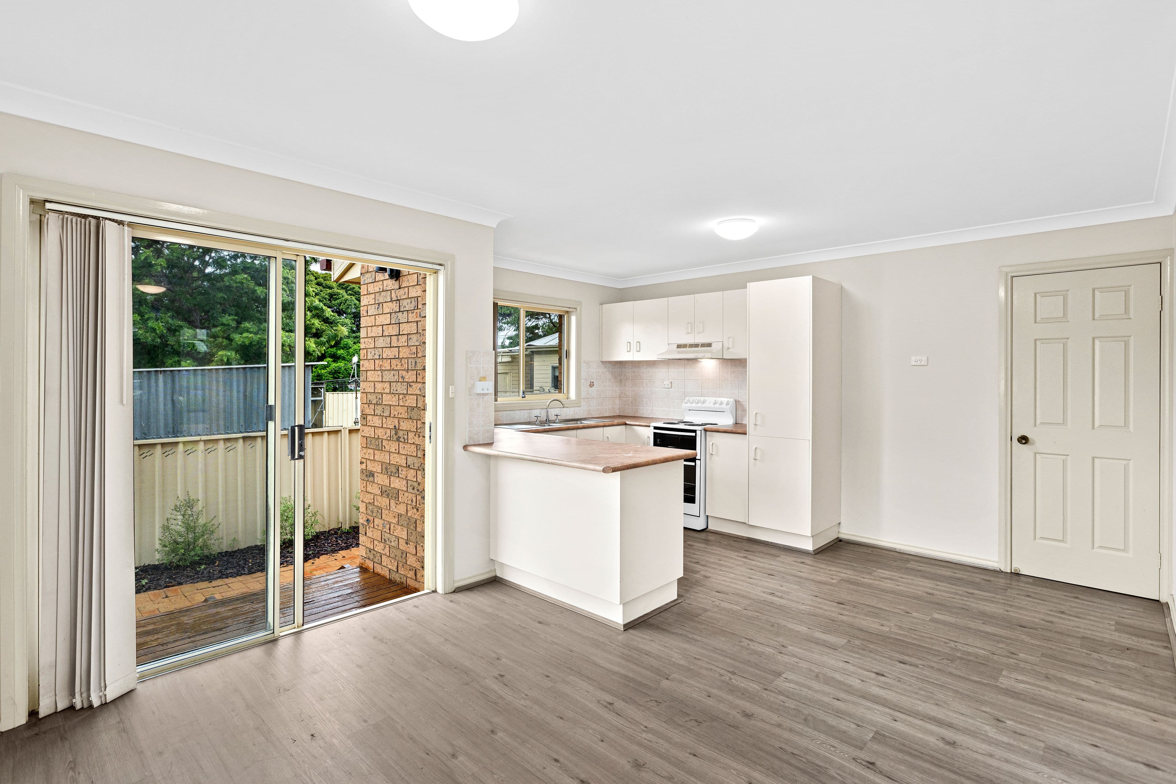 2A Benney Avenue, Figtree NSW 2525, Figtree - Thumbnail 2