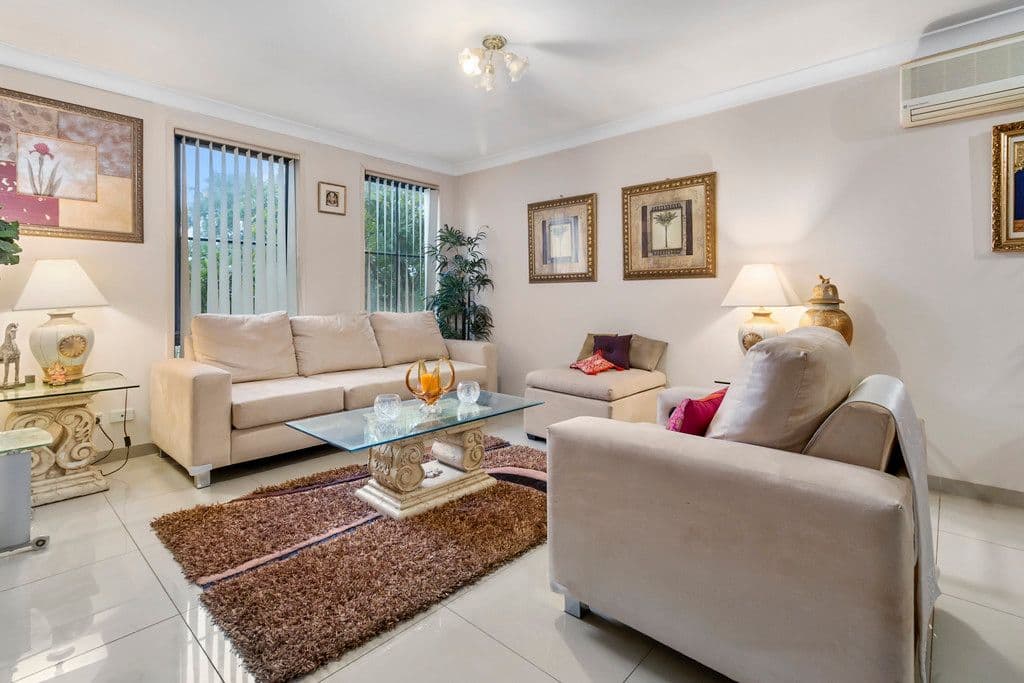 19 Lupton Place, Horningsea Park - Thumbnail 2