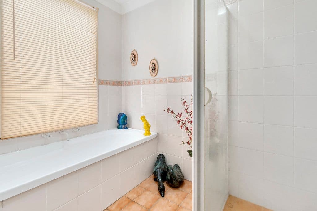 19 Lupton Place, Horningsea Park - Thumbnail 7