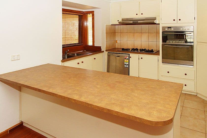57 Redleap Avenue, MILL PARK VIC 3082, Mill Park - Thumbnail 2