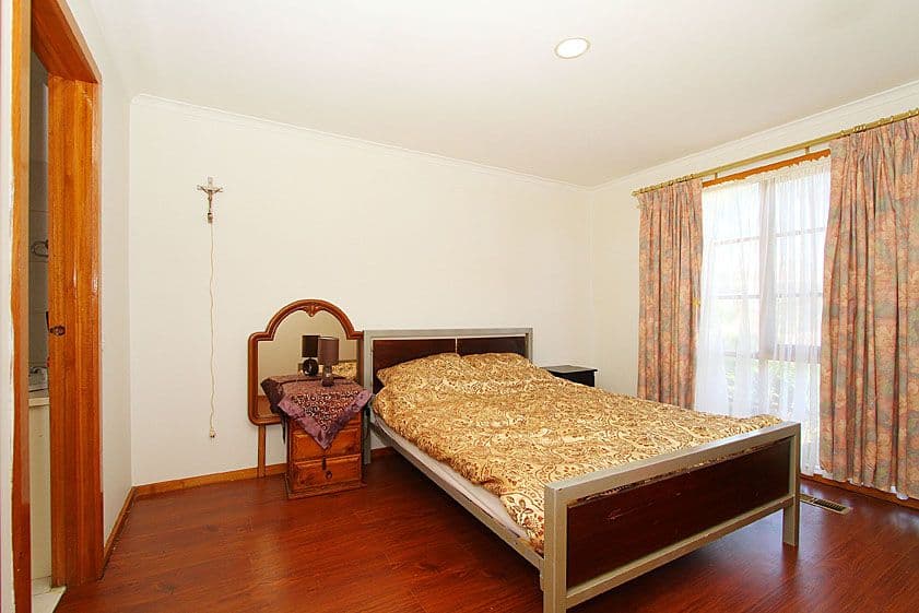 57 Redleap Avenue, MILL PARK VIC 3082, Mill Park - Thumbnail 5