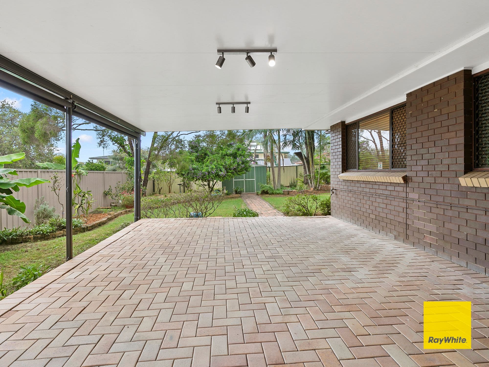 17 Gibson Street, Capalaba QLD 4157, Capalaba - Thumbnail 2