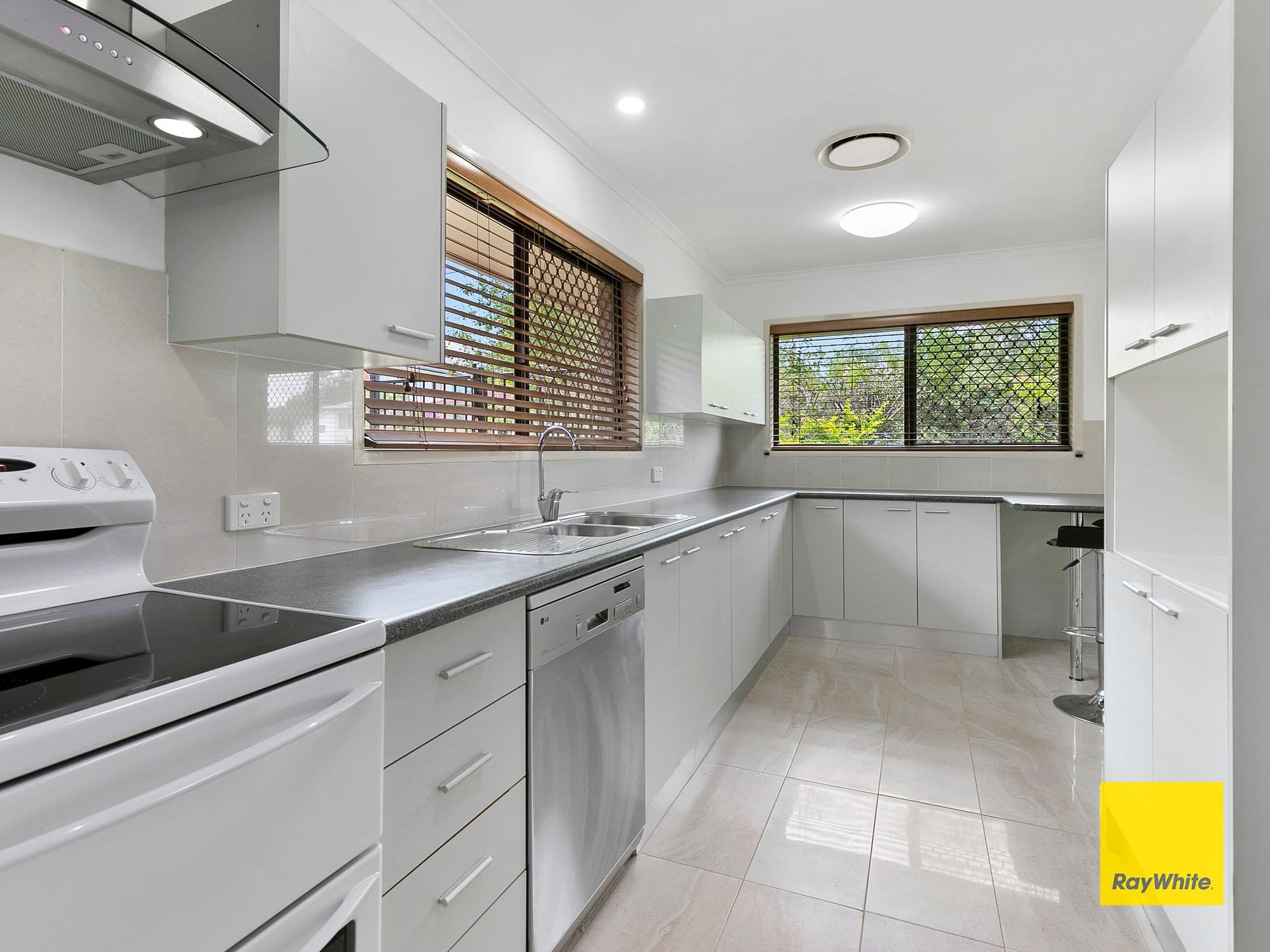 17 Gibson Street, Capalaba QLD 4157, Capalaba - Thumbnail 6