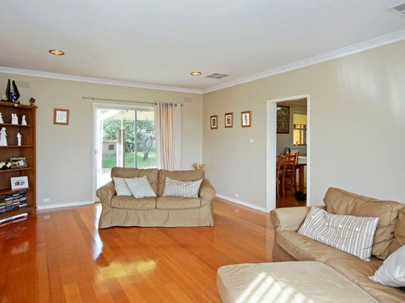 17 Flower Court, GROVEDALE VIC 3216, Grovedale - Thumbnail 2