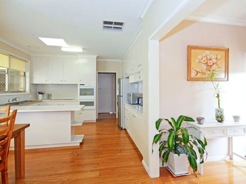 17 Flower Court, GROVEDALE VIC 3216, Grovedale - Thumbnail 4