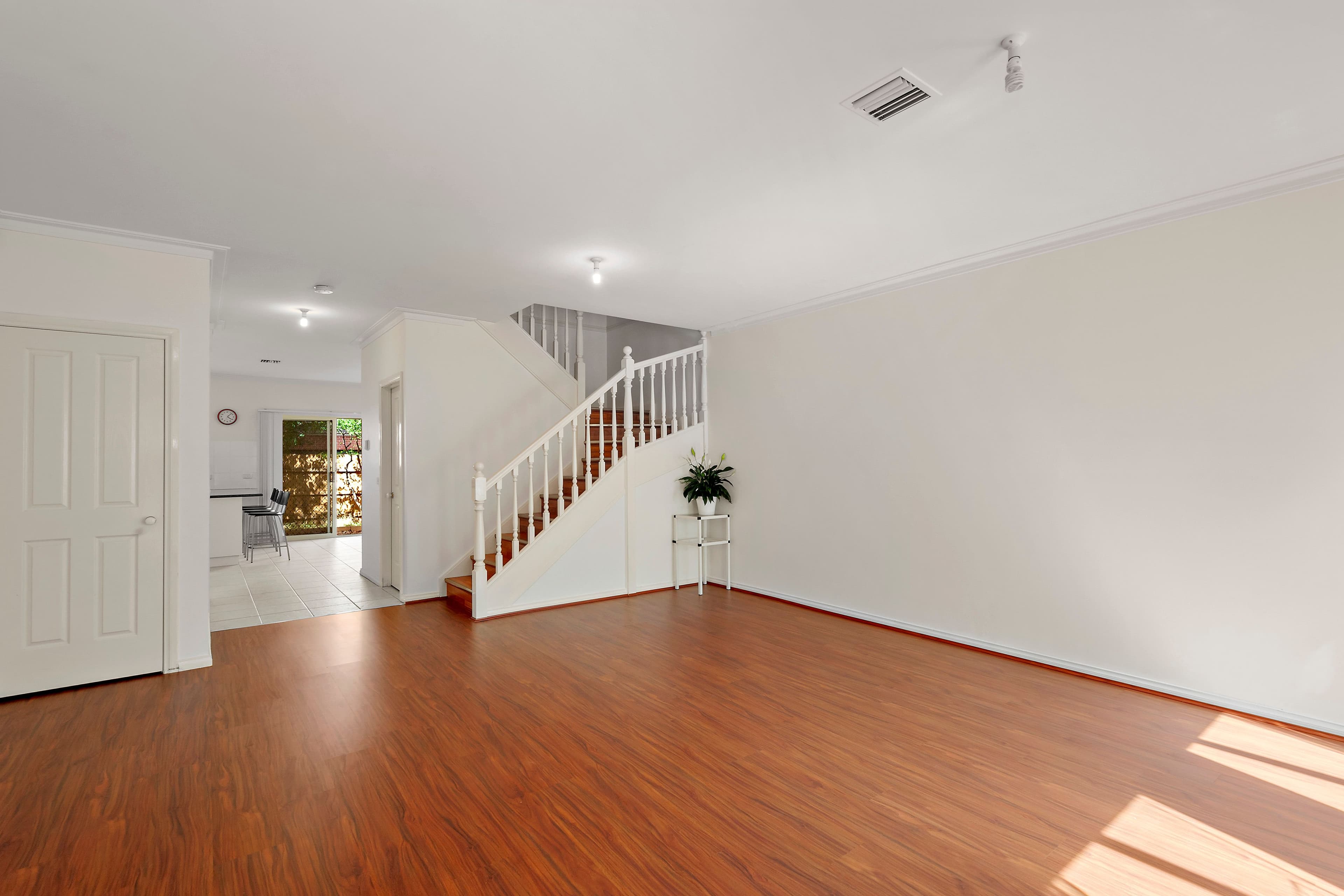 8 Willgilson Court, Oakleigh VIC 3166, Oakleigh - Thumbnail 4