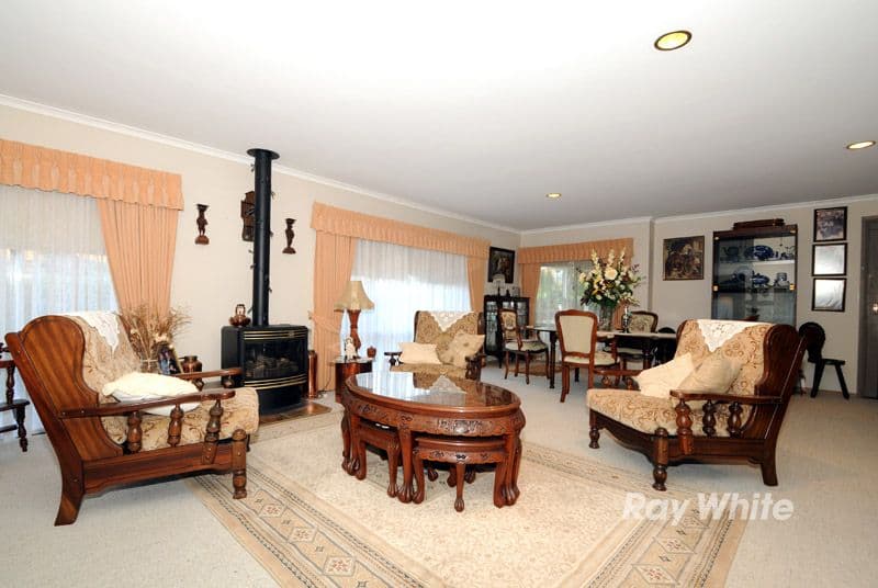 50 Buckingham Drive, ROWVILLE VIC 3178, Rowville - Thumbnail 4