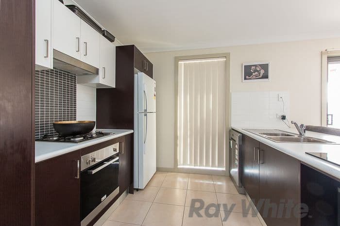14 Raleigh Street, Cameron Park NSW 2285, Cameron Park - Thumbnail 2