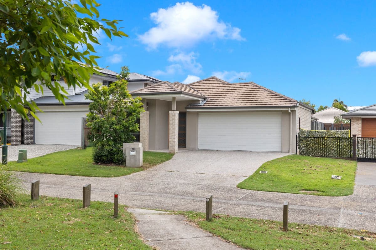 38 Vedson Street, Birkdale QLD 4159, Birkdale - Thumbnail 2
