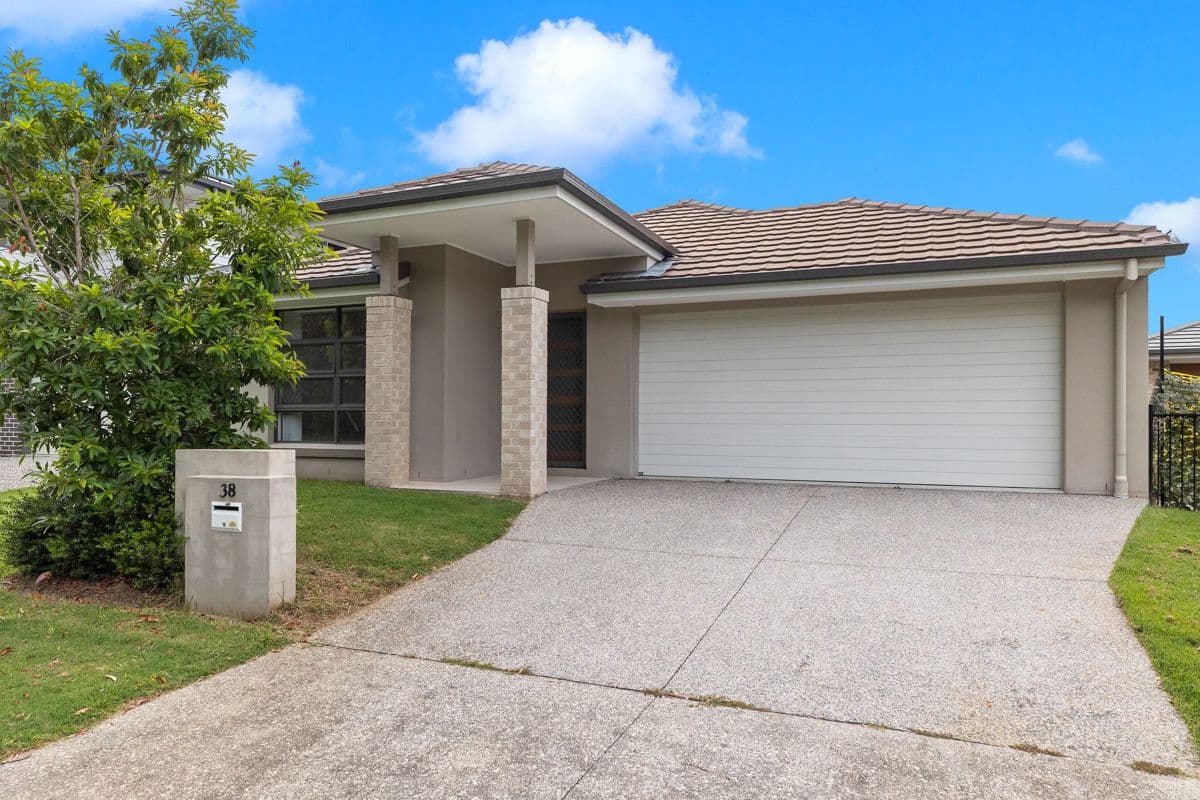 38 Vedson Street, Birkdale QLD 4159, Birkdale - Thumbnail 4