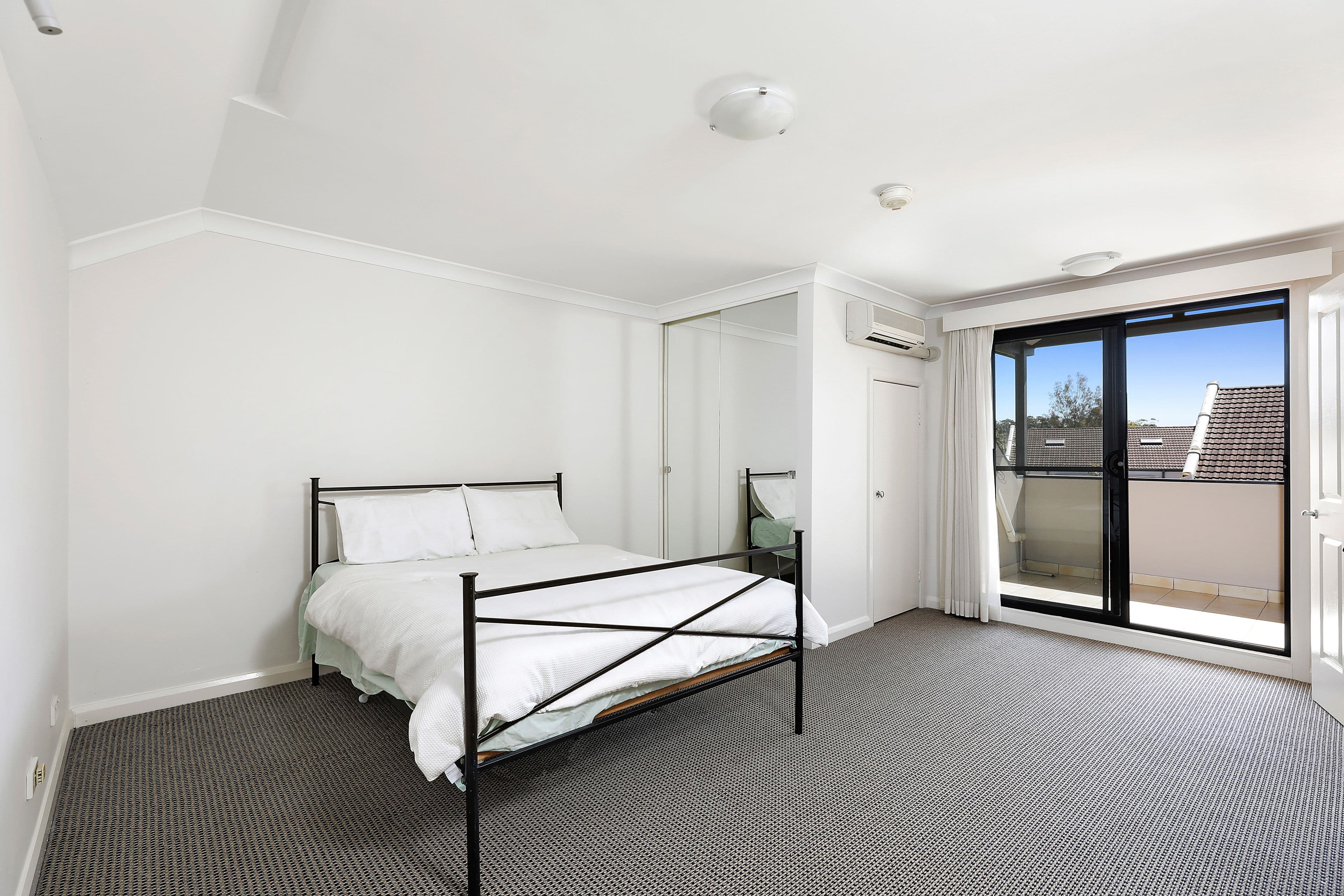 2 Walkers Drive, Lane Cove NSW 2066, Lane Cove North - Thumbnail 7