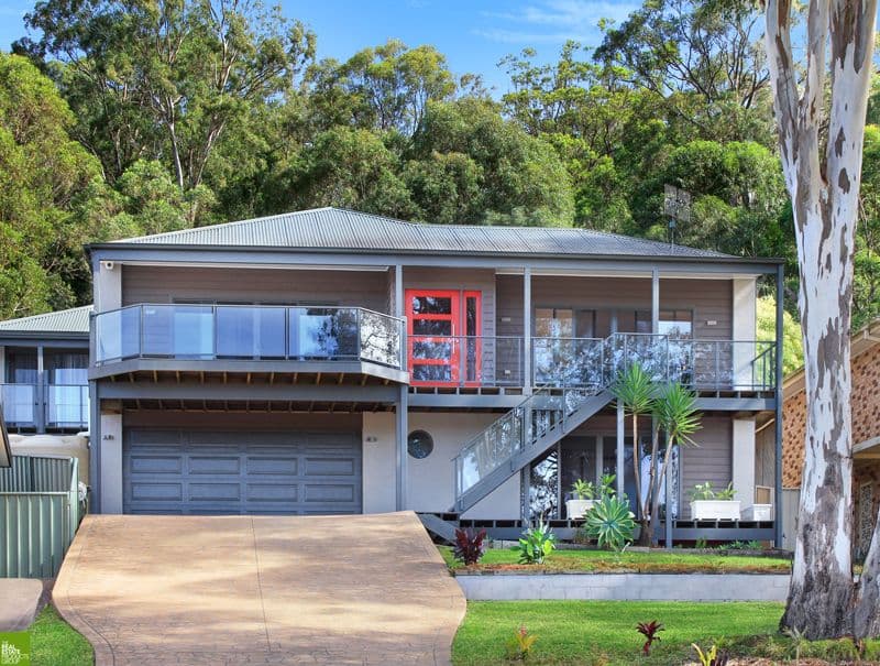 16 Pleasant View Close, Albion Park - Image 1