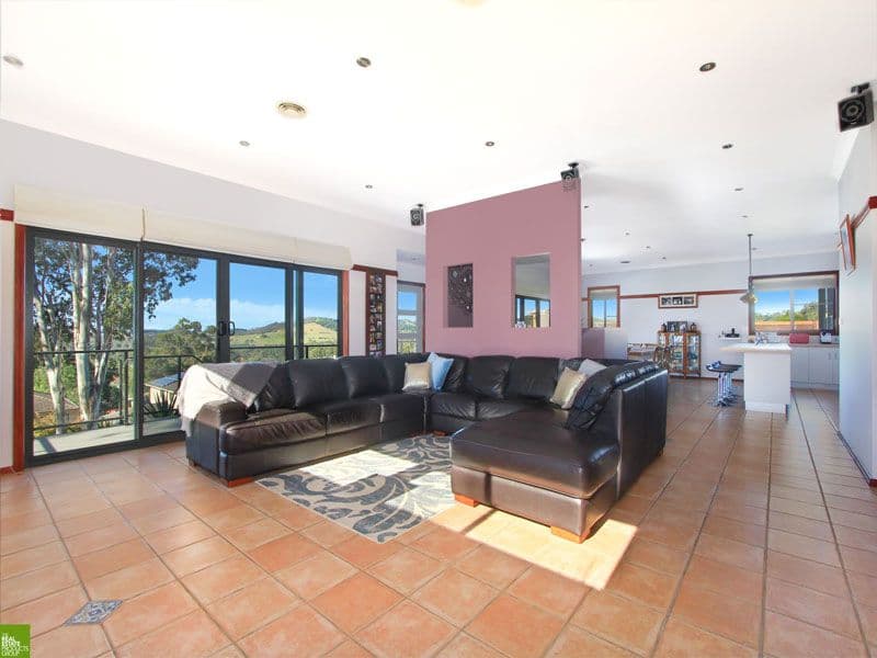16 Pleasant View Close, Albion Park - Thumbnail 2