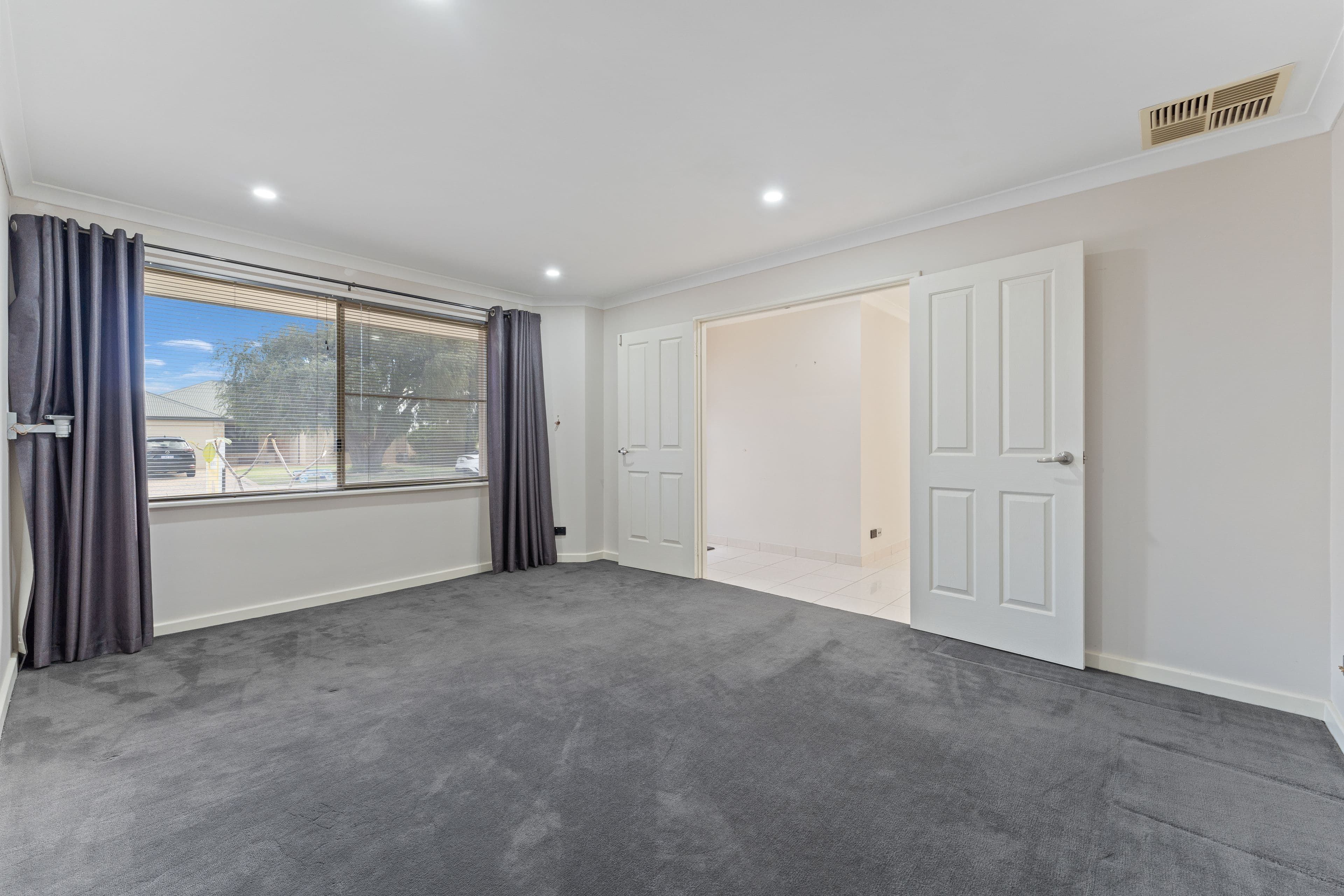 62 La Spezia Drive, Secret Harbour WA 6173, Secret Harbour - Thumbnail 5