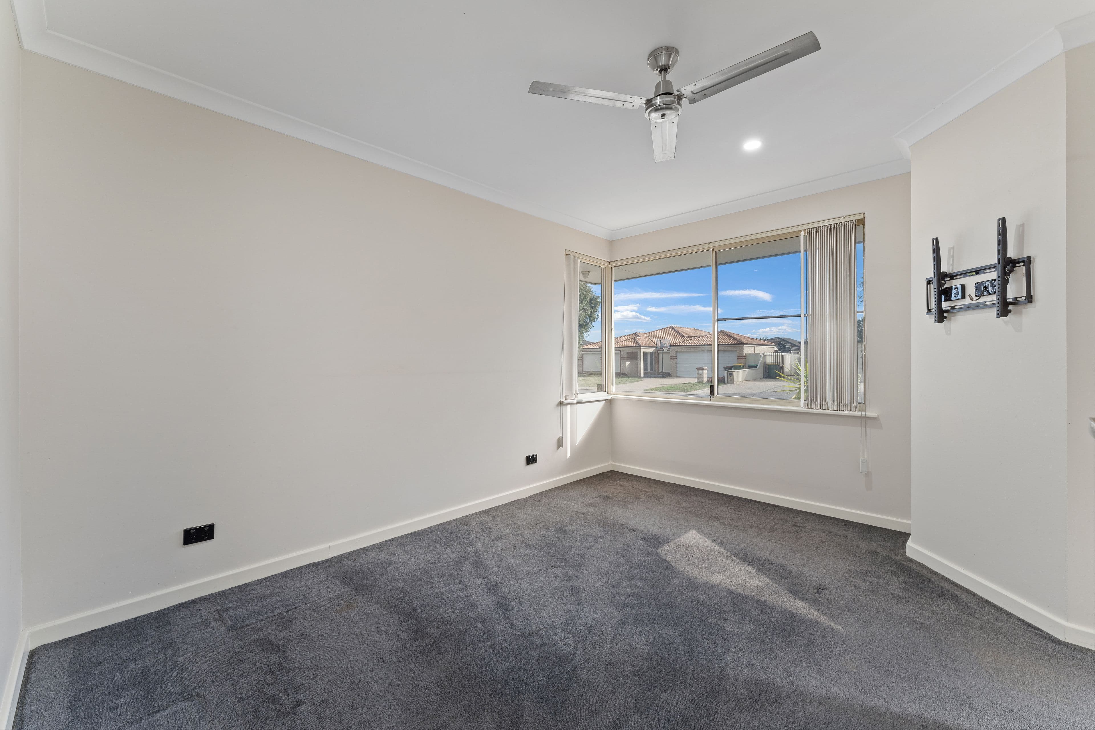 62 La Spezia Drive, Secret Harbour WA 6173, Secret Harbour - Thumbnail 8
