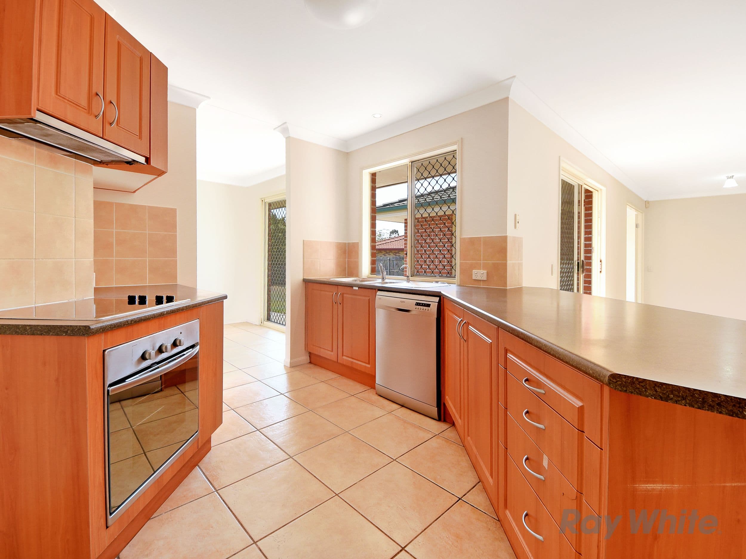 11 Highgrove Court, Kurwongbah QLD 4503, Kurwongbah - Thumbnail 4