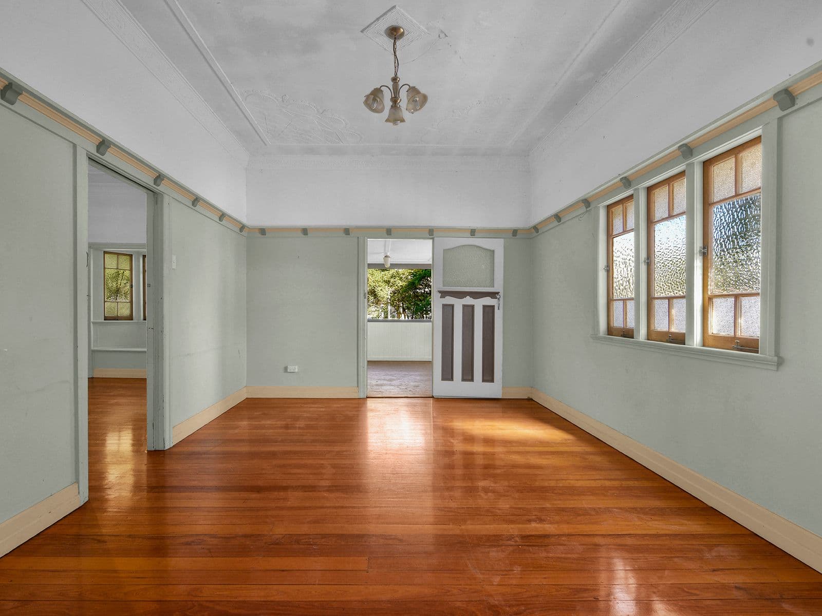 10 Victoria Terrace, Annerley QLD 4103, Annerley - Thumbnail 4
