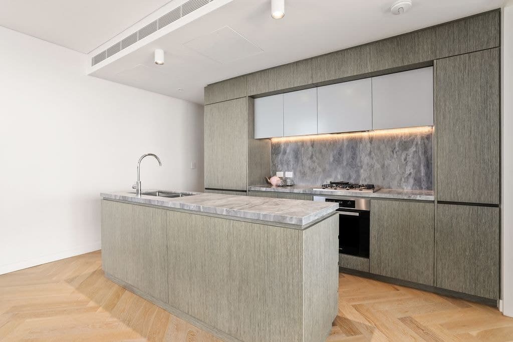 6902/117 Bathurst Street, Sydney - Thumbnail 2