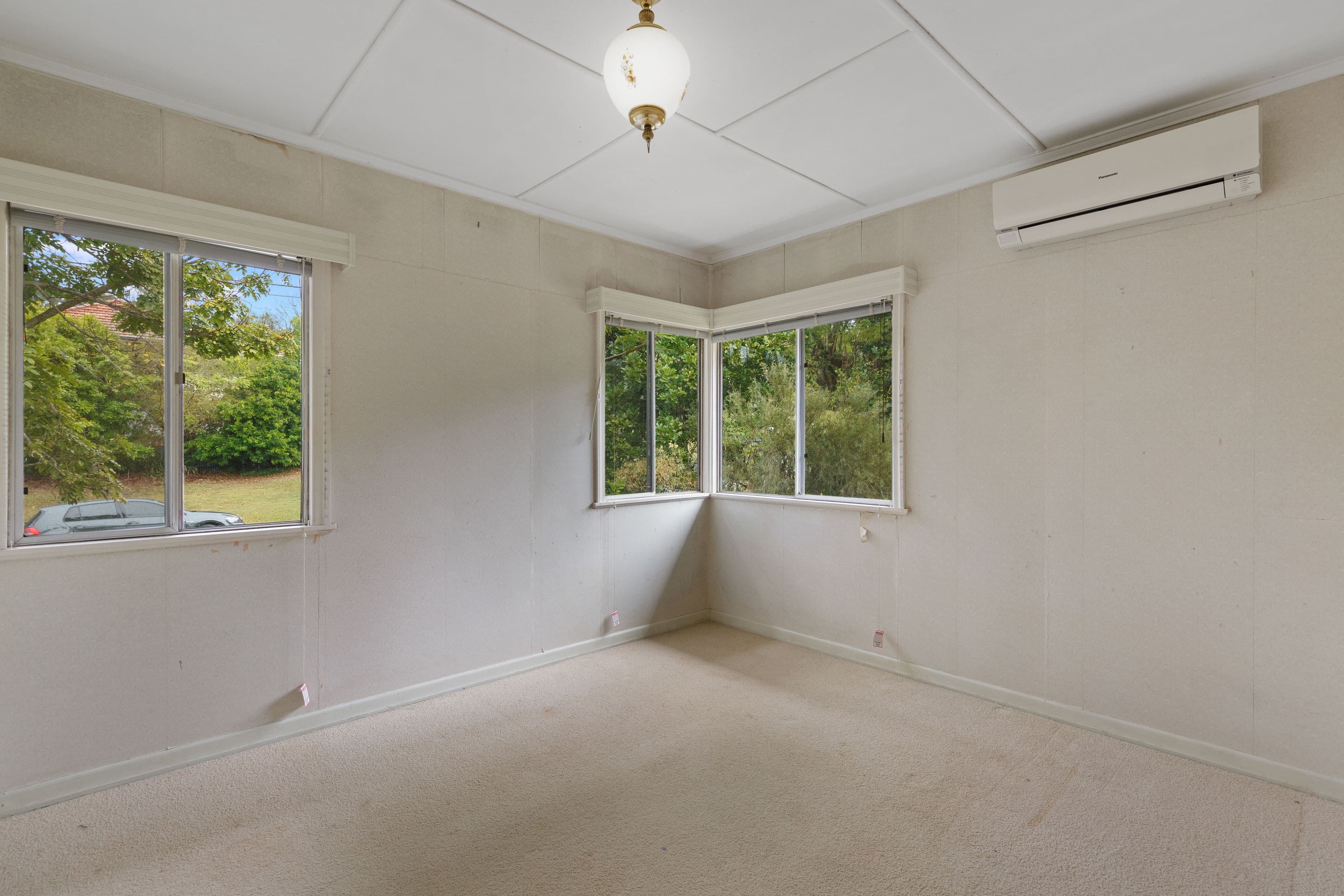 1 Diamond Street, Holland Park QLD 4121, Holland Park - Thumbnail 7