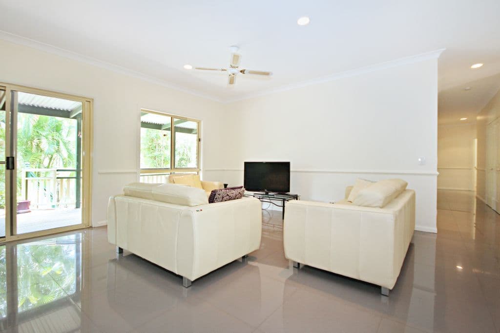 14 Raffles Court, MUDGEERABA QLD 4213, Mudgeeraba - Thumbnail 4