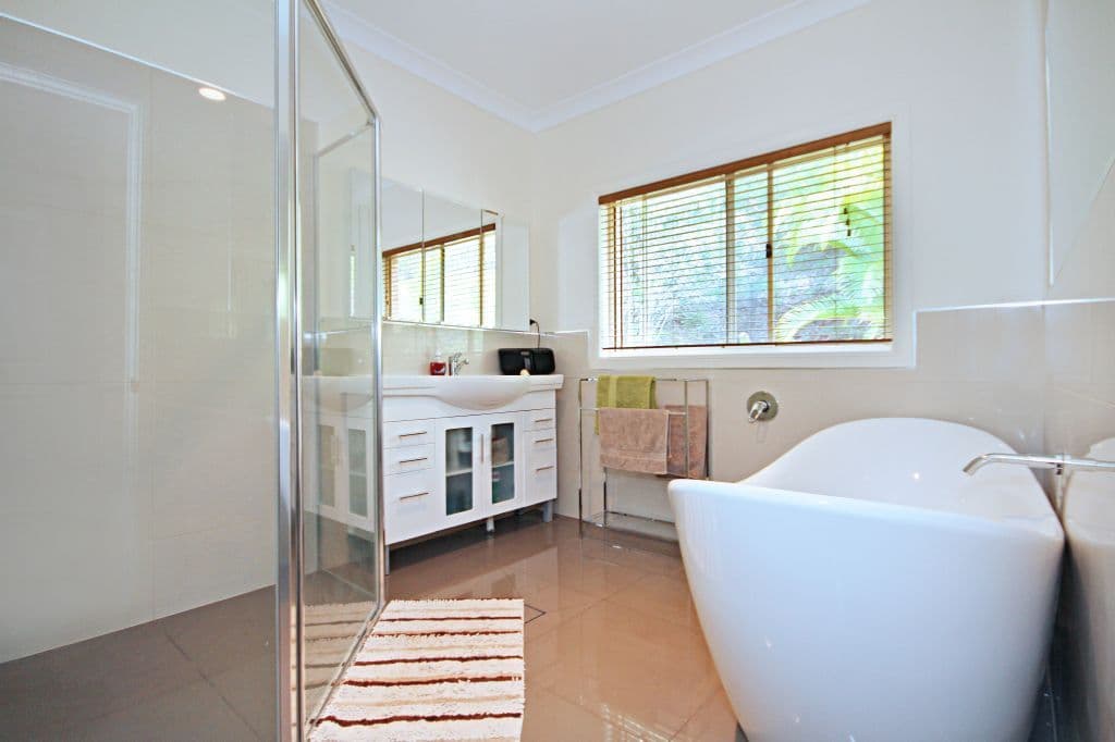14 Raffles Court, MUDGEERABA QLD 4213, Mudgeeraba - Thumbnail 6