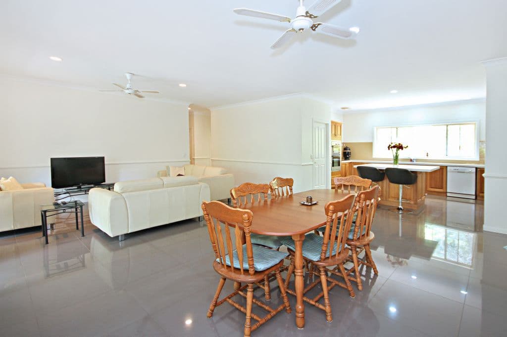 14 Raffles Court, MUDGEERABA QLD 4213, Mudgeeraba - Thumbnail 8