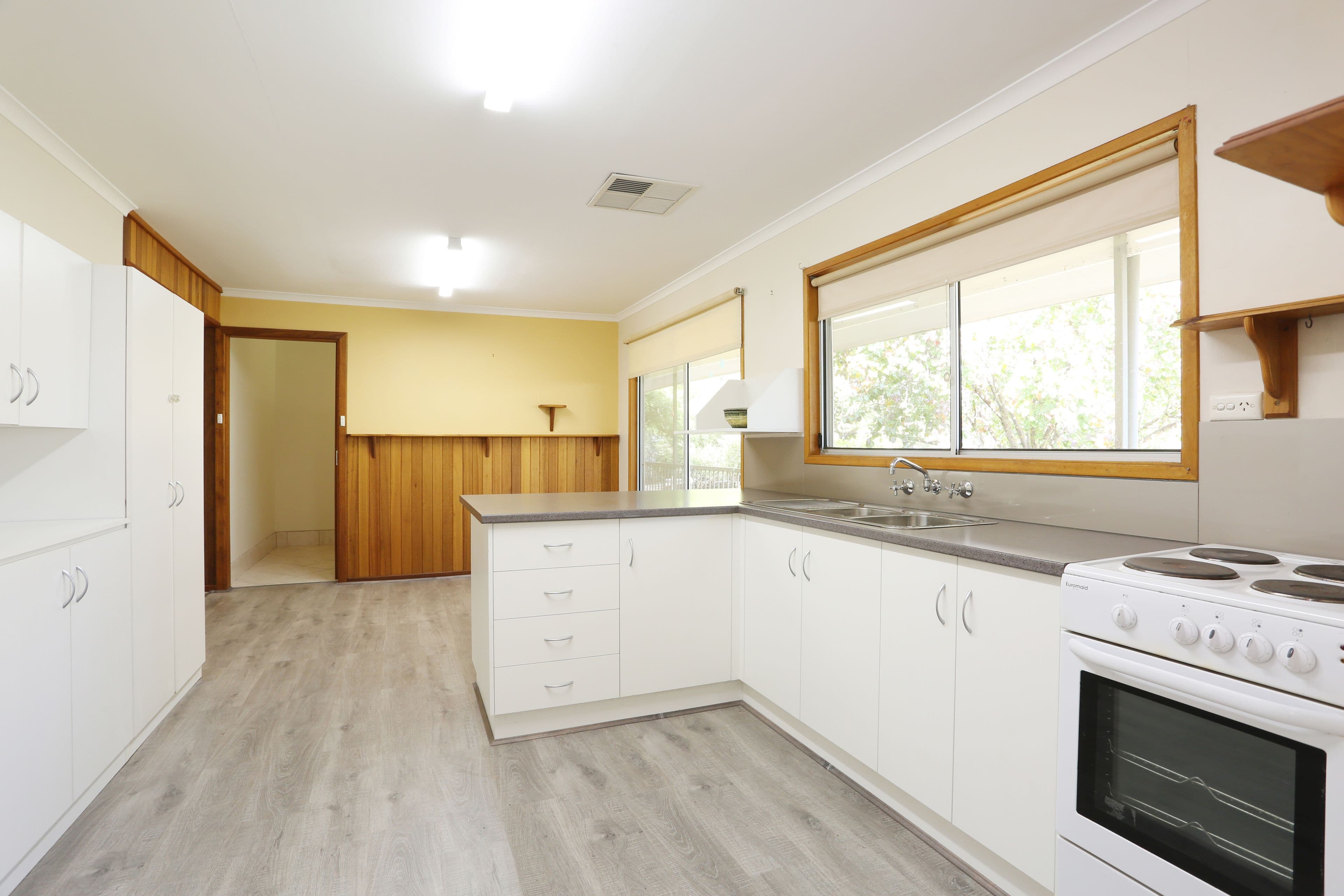 21 Elder Street, Auburn SA 5451, Auburn - Thumbnail 2